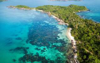 Vẻ đẹp của Nam Phú Quốc nhìn từ cáp treo Hòn Thơm