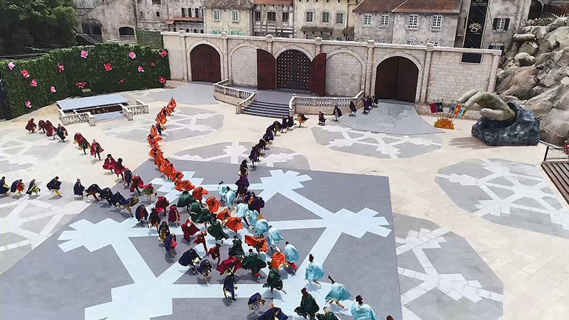 “Vũ hội Ánh Dương” sẽ là “thỏi nam châm” mới thu hút du khách trong và ngoài nước đến với Bà Nà Hills “Vũ hội Ánh Dương” sẽ là “thỏi nam châm” mới thu hút du khách trong và ngoài nước đến với Bà Nà Hills