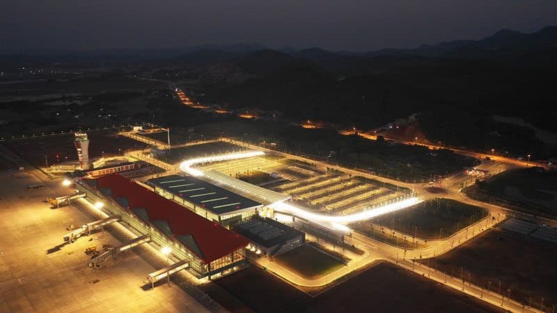 Dự kiến trong năm nay cảng hàng không quốc tế Vân Đồn sẽ khai thác thêm các đường bay quốc tế.