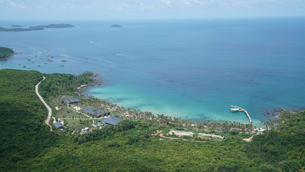 Hòn Thơm là một trong những hòn đảo có bãi biển đẹp bậc nhất Phú Quốc