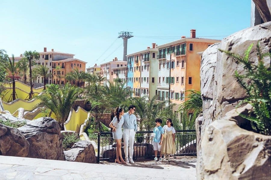 Một góc cảnh quan tái hiện khung cảnh thiên nhiên đậm chất Địa Trung Hải.