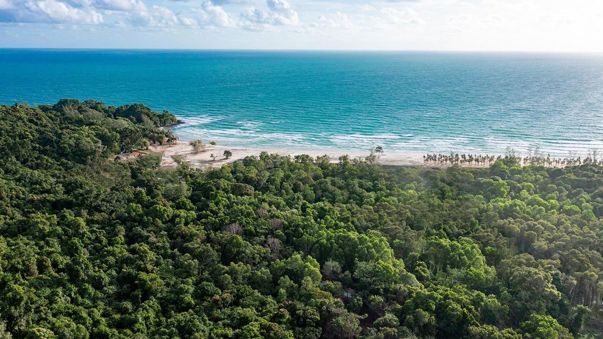 Sun Secret Valley nằm tại phần nguyên sơ của Bãi Dài.