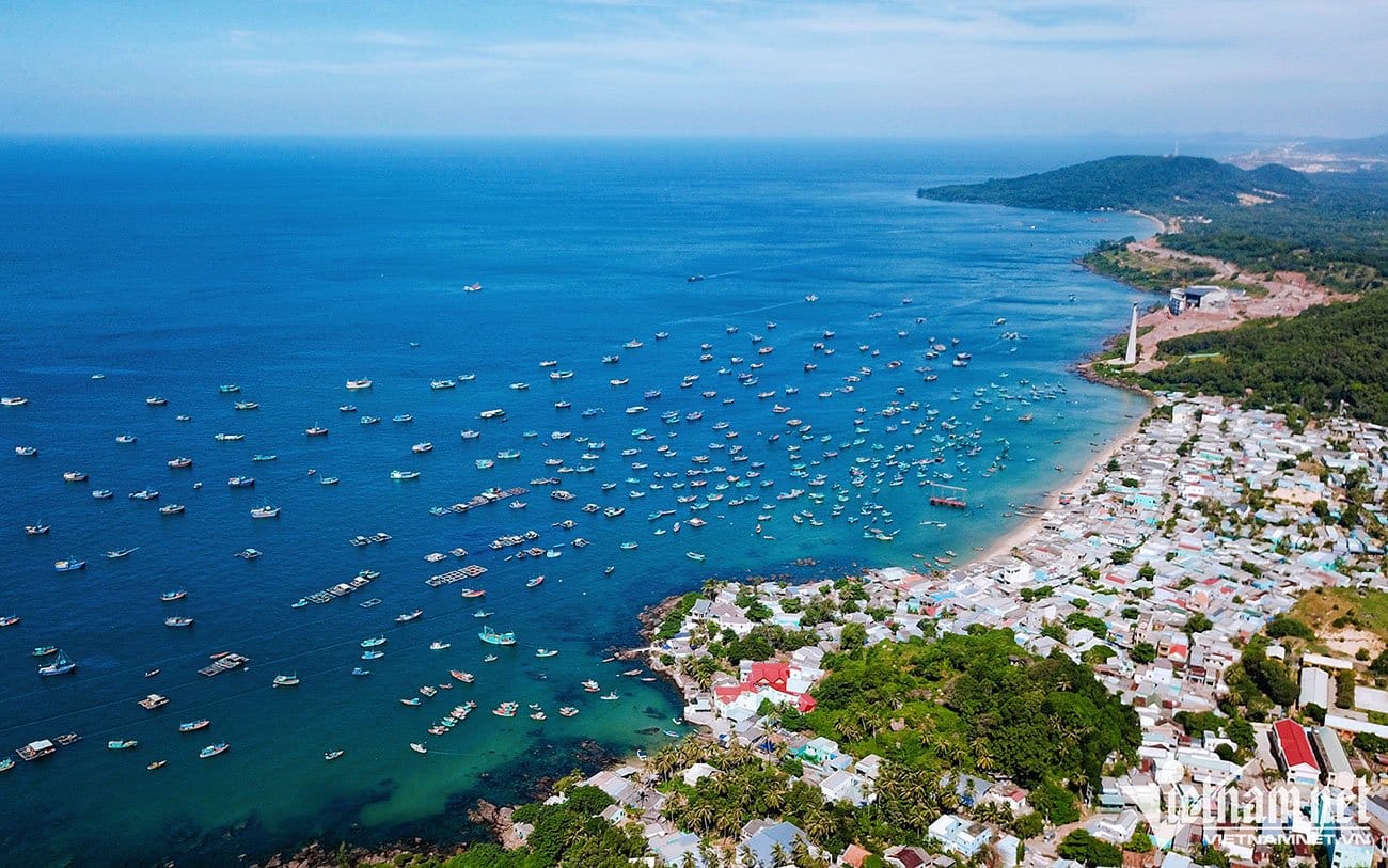 Hiện tại, thị trấn An Thới (Phú Quốc) có khoảng 3.000 cư dân đang sinh sống và lưu trú.