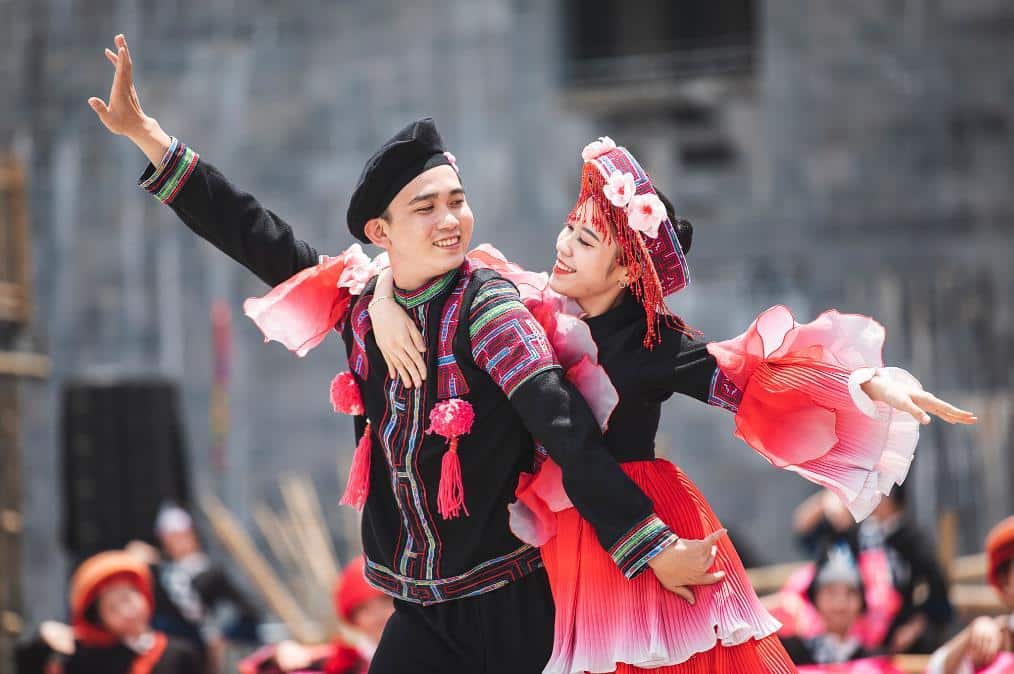 Nhung-net-van-hoa-Tay-Bac-duoc-dua-vao-le-hoi