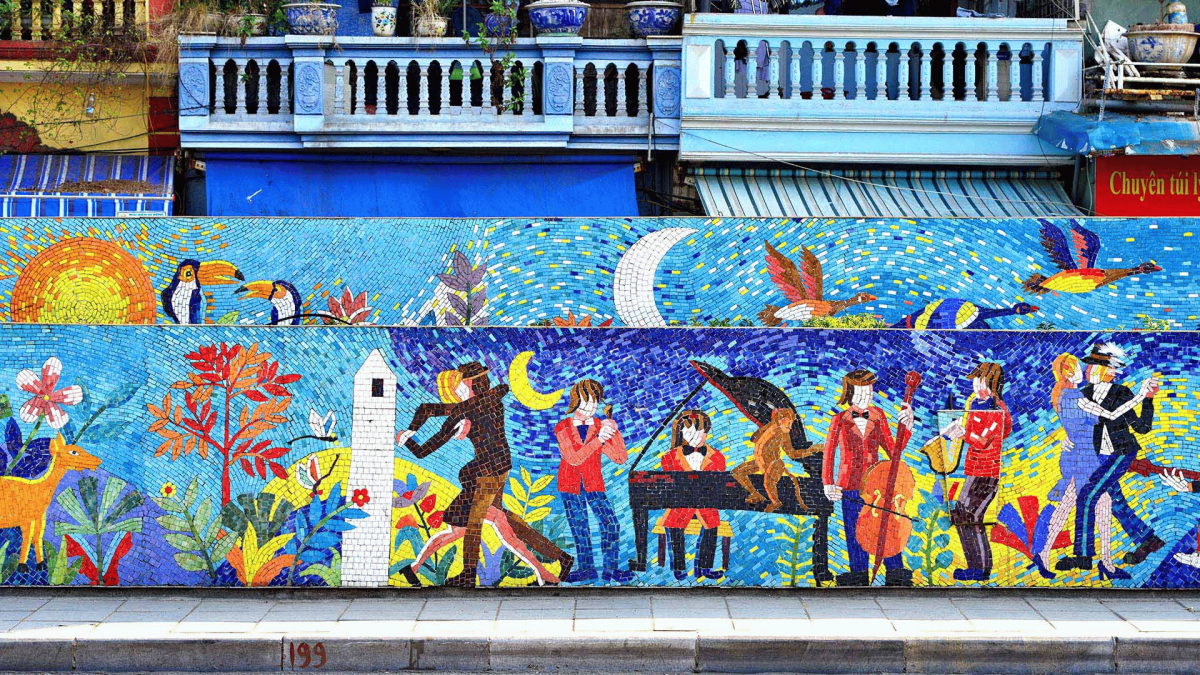 buc-tuong-tu-gom-mau-mosaic