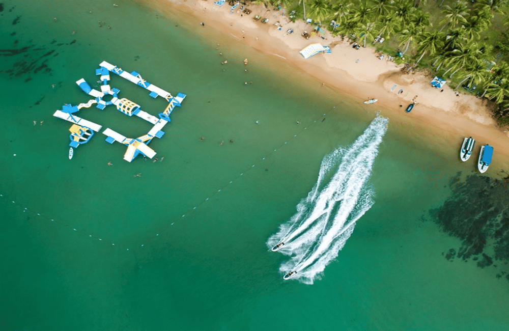 nhung-tro-choi-tren-bien-dac-sac-tai-hon-thom