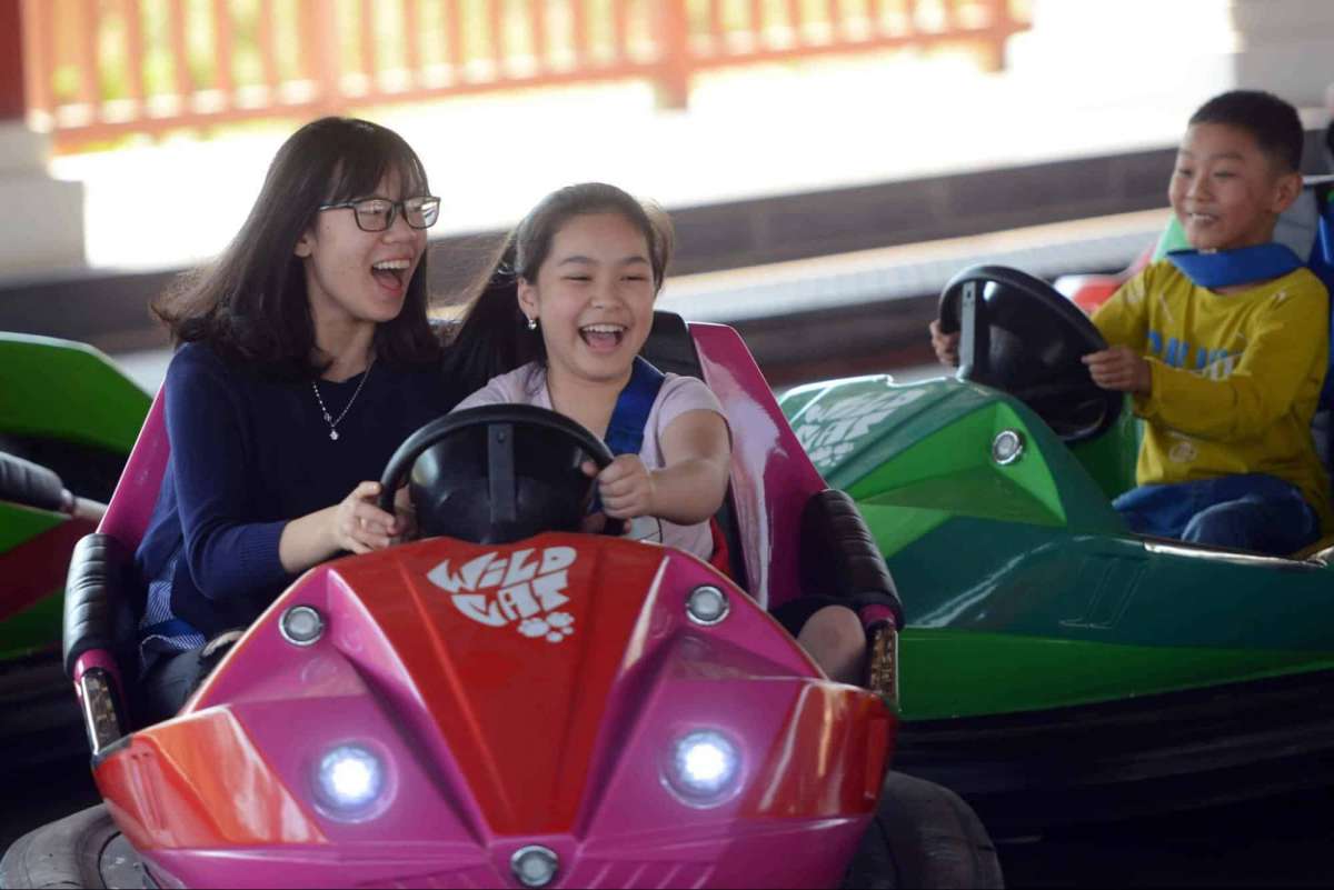 tro-choi-bo-sat-dung-do