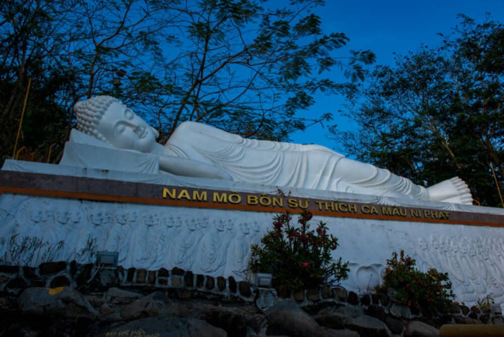 tuong-phat-thich-ca-mau-ni-nhap-niet-ban