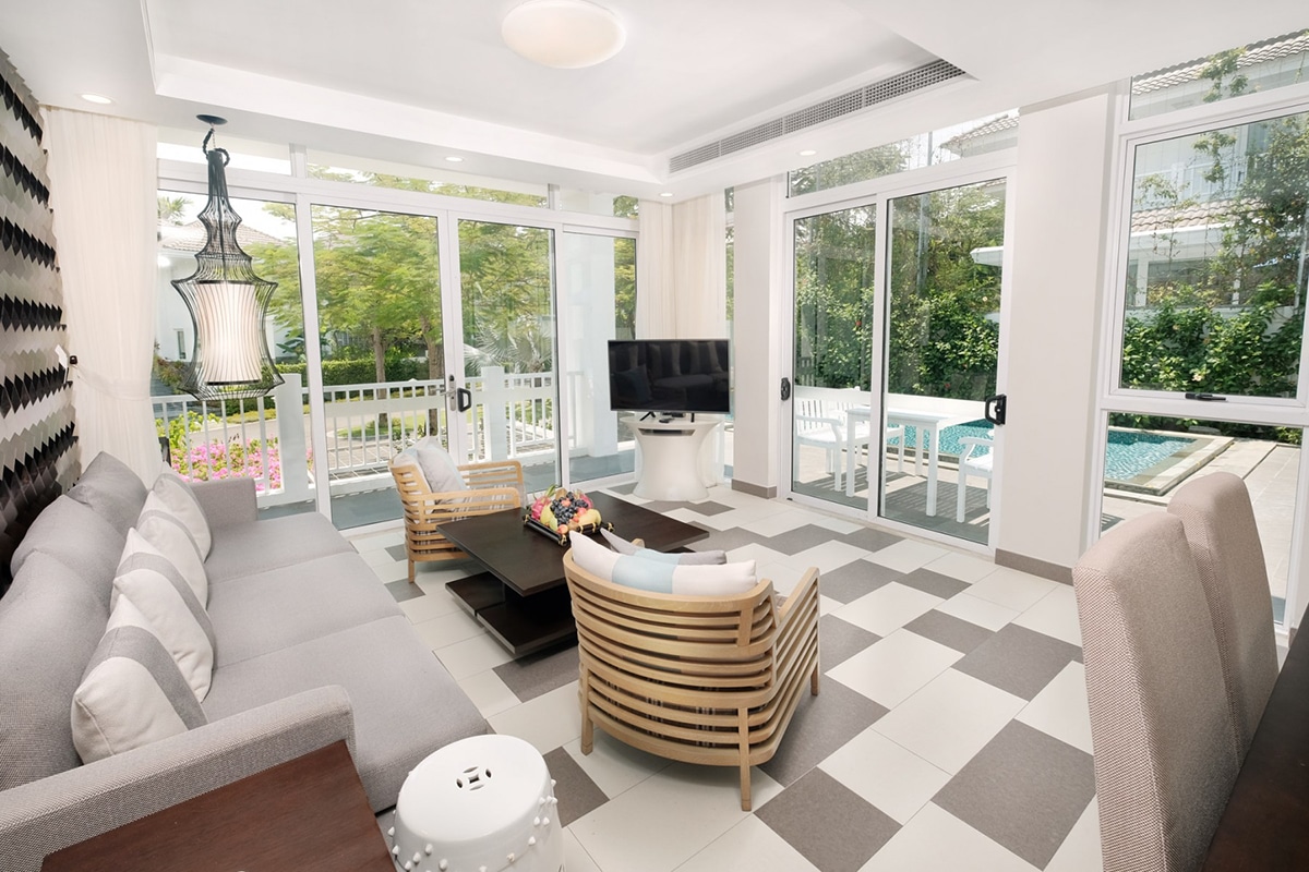 biet-thu-huong-vuon-dien-tich-330m2-rong-rai