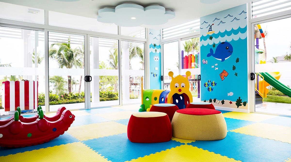 khu-vui-choi-tre-em-an-toan-cung-dich-vu-cho-thue-bao-mau