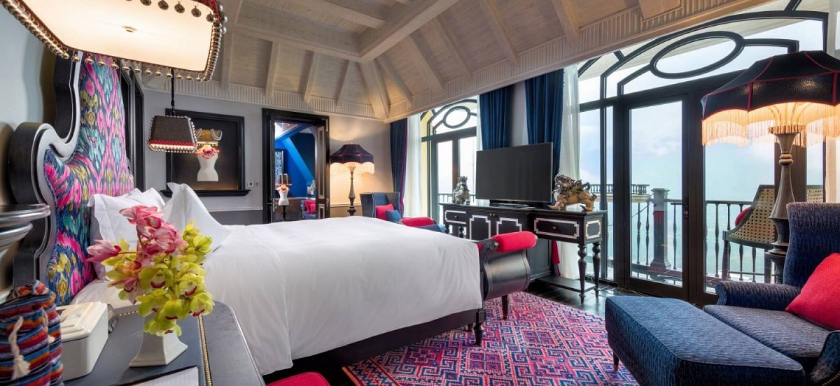 ngam-nhin-toan-canh-sapa-tu-ban-cong-sieu-rong-tai-phong-tong-thong