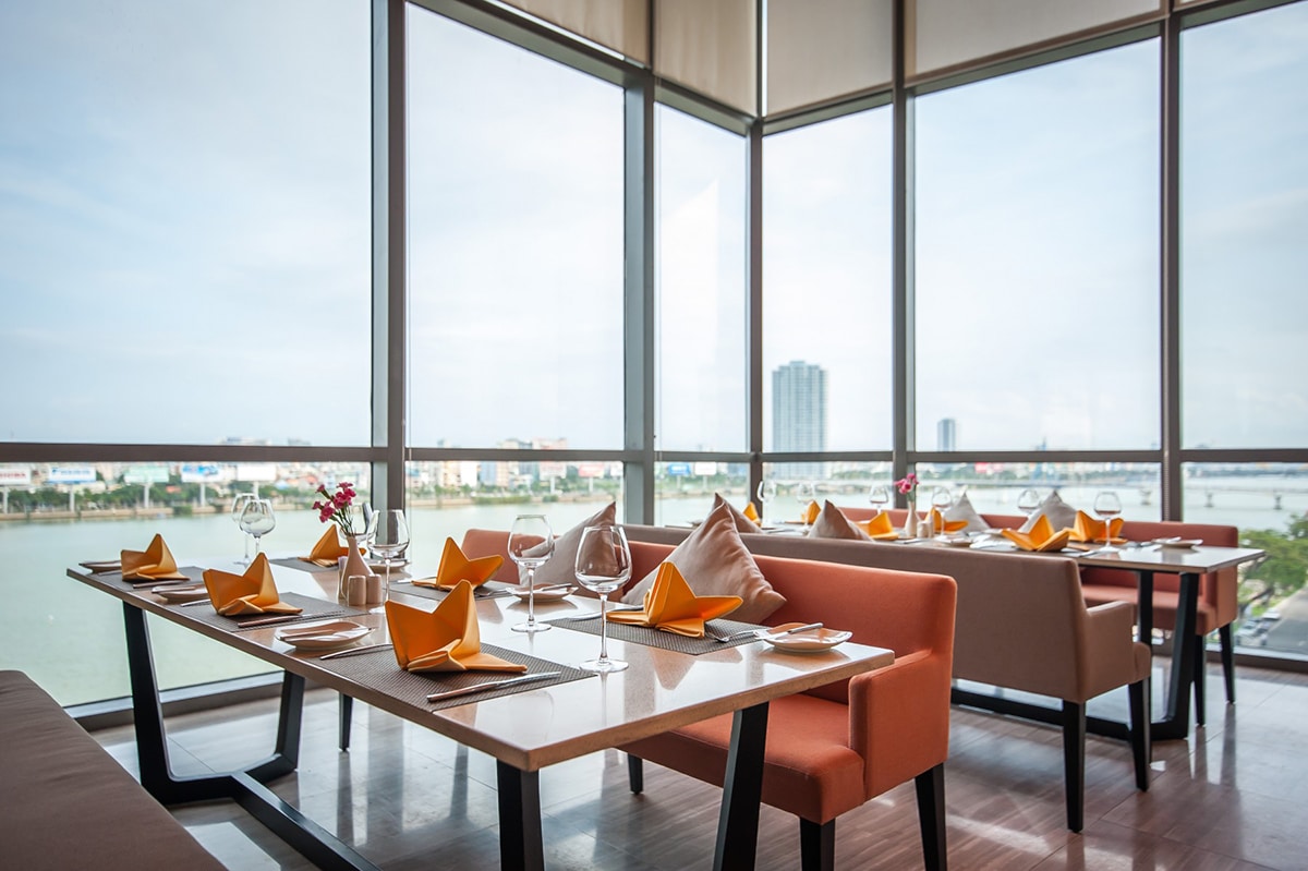 novotel-da-nang-premier-han-river- khach-san-5-sao-dang-cap-quoc-te-dau-tien-tai-da-nang