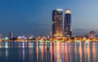 novotel-da-nang-premier-han-river-khach-san-dang-cap-5-sao