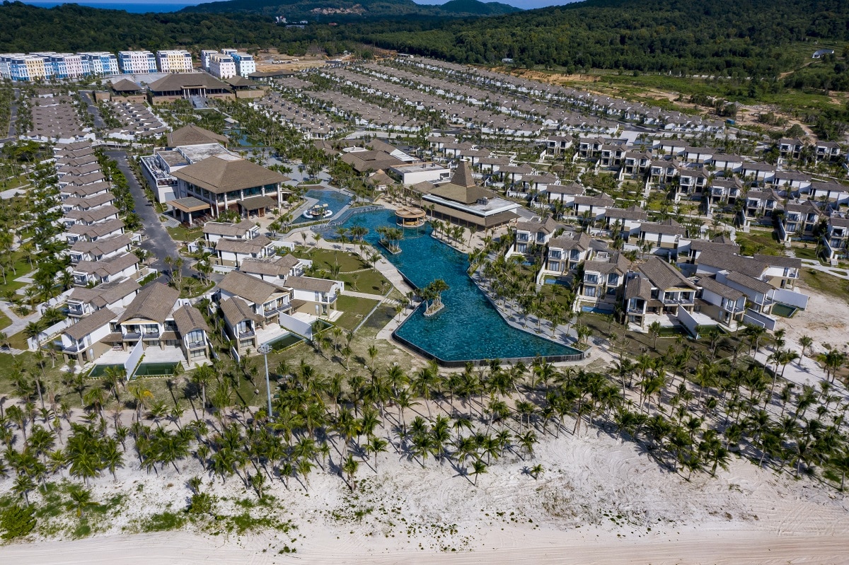 Du-an-biet-thu-Sun-Group-Phu-Quoc-New-World-Phu-Quoc-Resort-nhin-tu-tren-cao