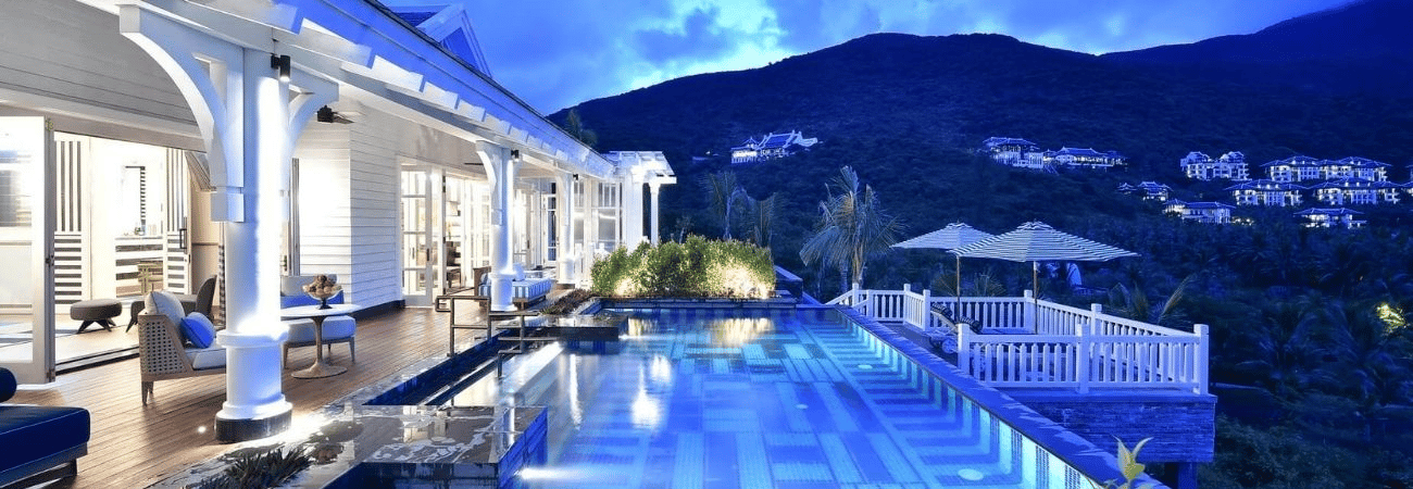 be-boi-sang-trong-ben-trong-biet-thu-nghi-duong-intercontinental-da-nang-sun-peninsula-resort