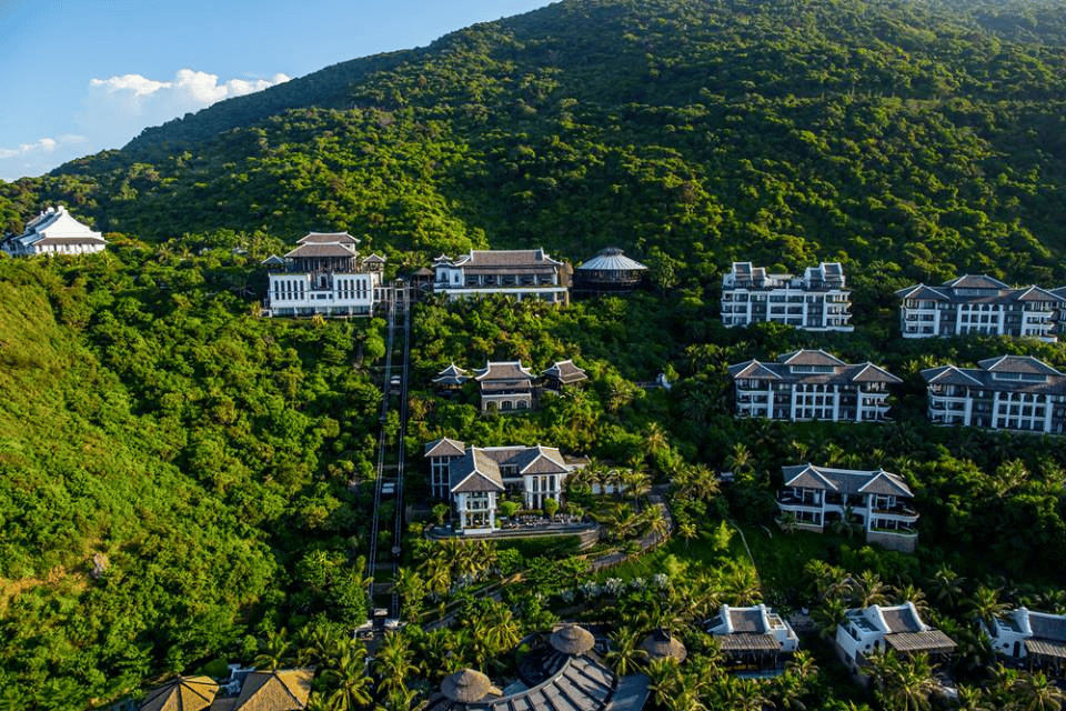 du-an-duoc-bao-boc-boi-thien-nhien-ky-vy